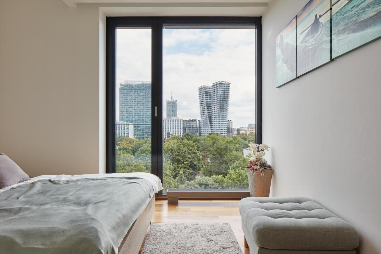 Apartment Spacious In Nusle By Days *